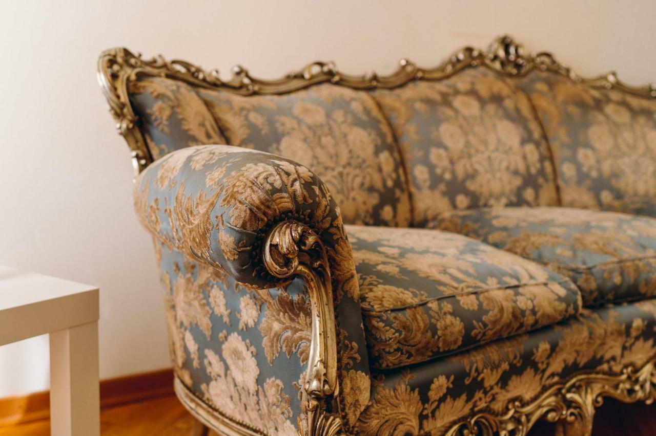 Large Suite